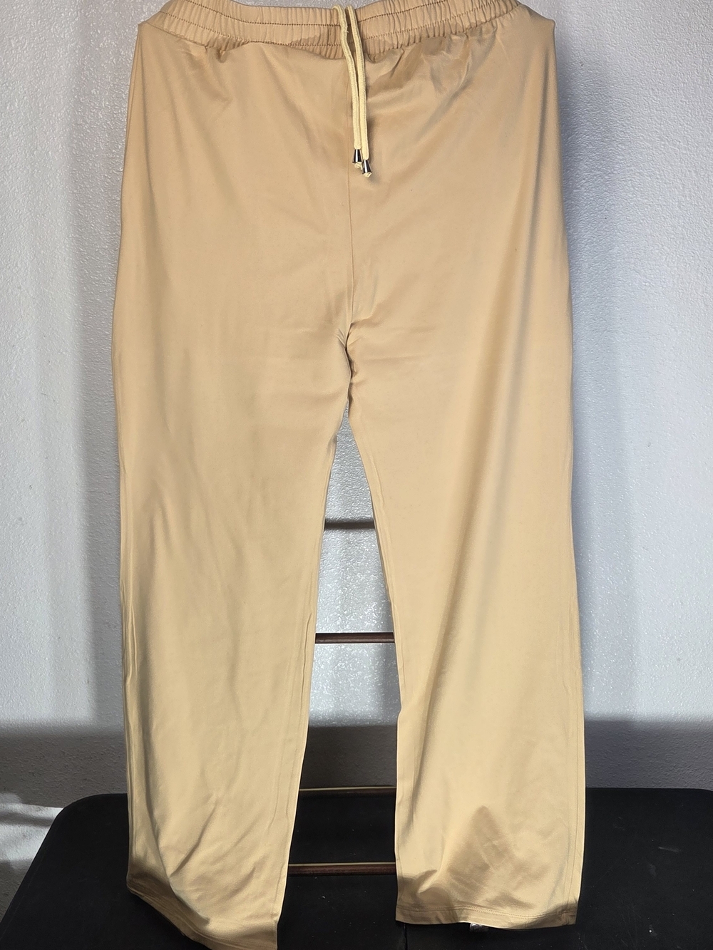 feathers Men's Drawstring Joggers in Light Beige